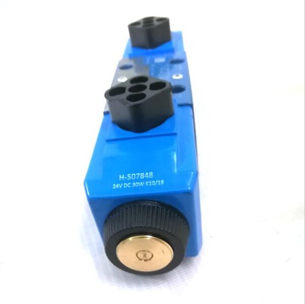 SANY Parts  Velocity  Sensor  B240600000219 - Image 2