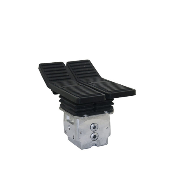 LinGong Parts Foot-Operated Valve   B220401000623GL